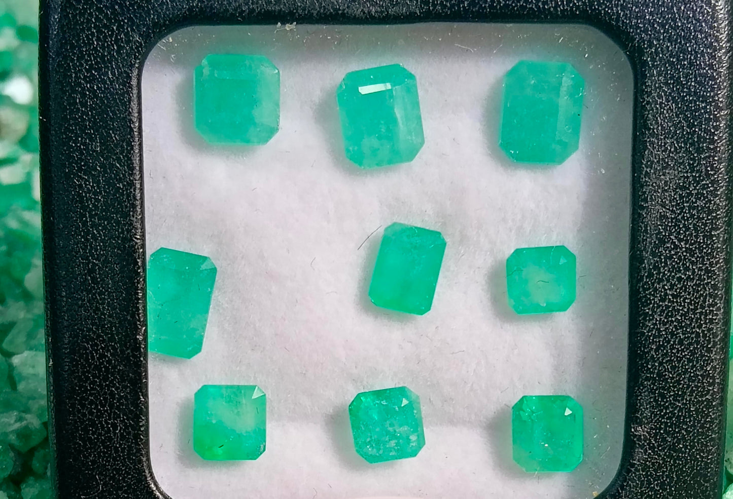 Lotes de Esmeraldas Colombianas