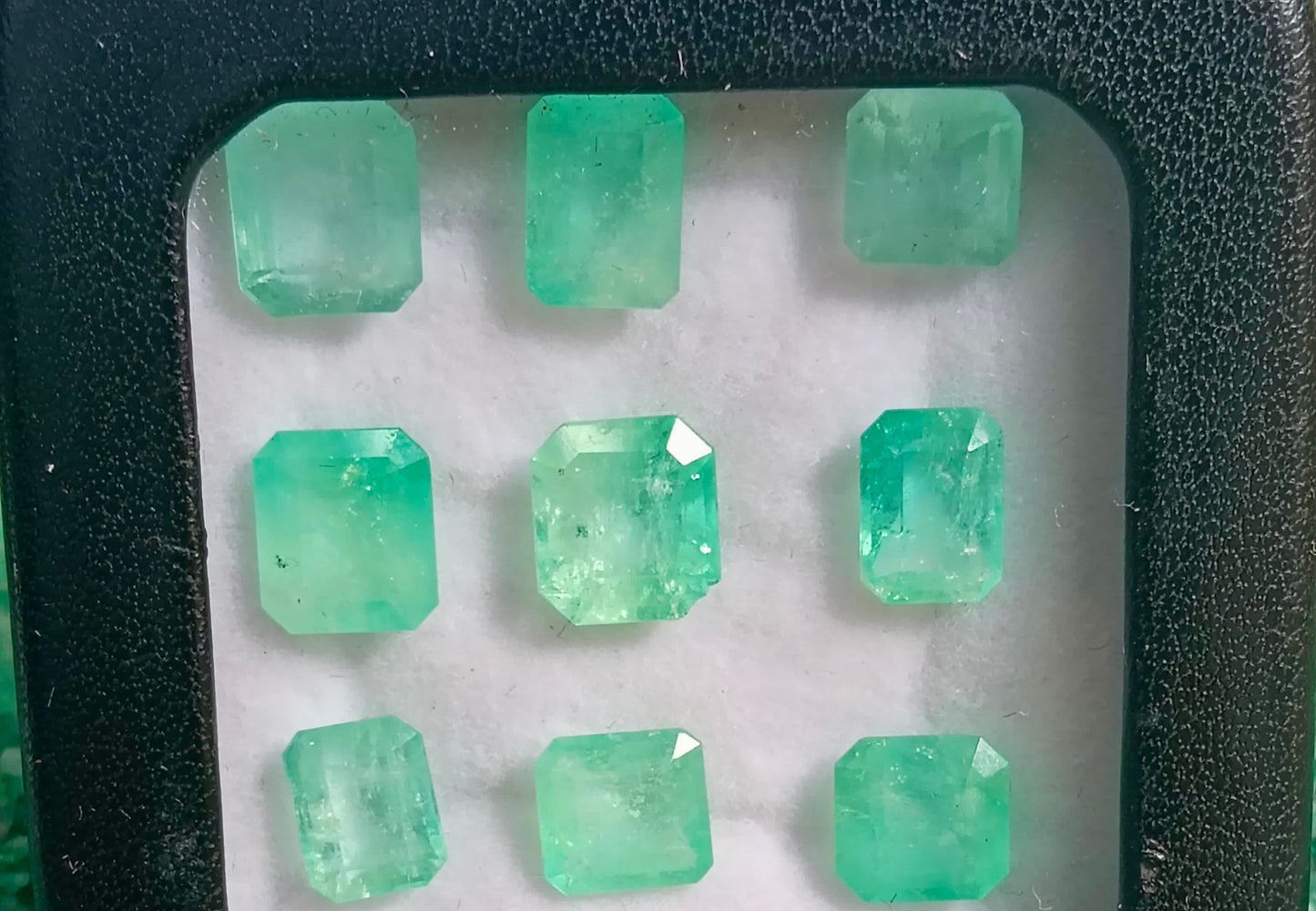 Lotes de Esmeraldas Colombianas