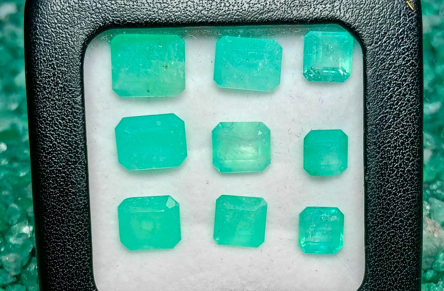 Lotes de Esmeraldas Colombianas