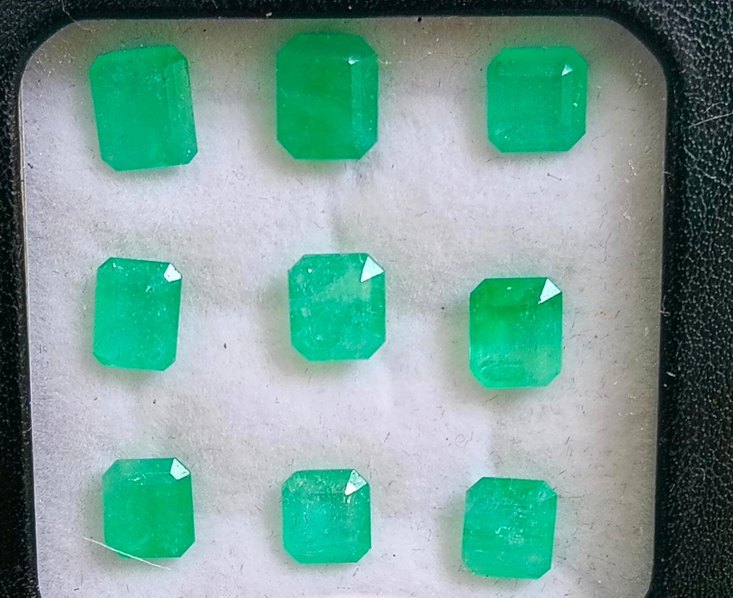 Lotes de Esmeraldas Colombianas